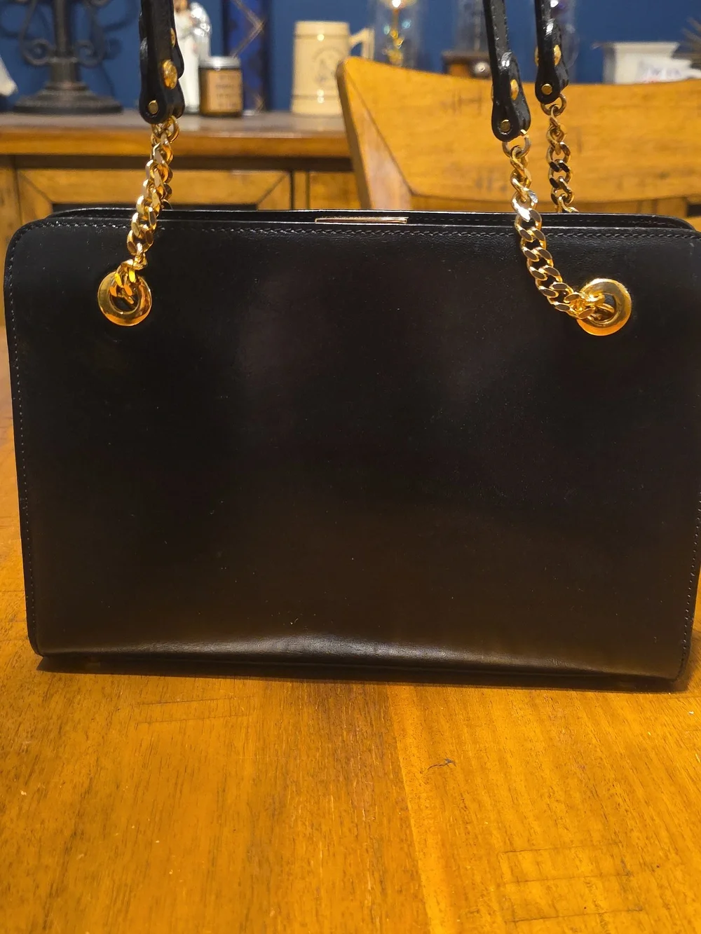 Bally Vintage Black Leather Chain Shoulder Bag - Picture 3 of 16